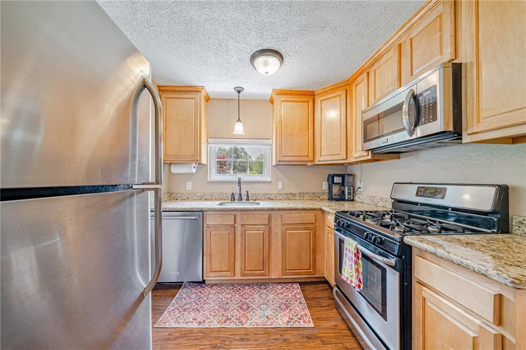 98 Bartley Road Pittsburgh, PA 15241 - Photo 7 of 29 Gallery Image 7