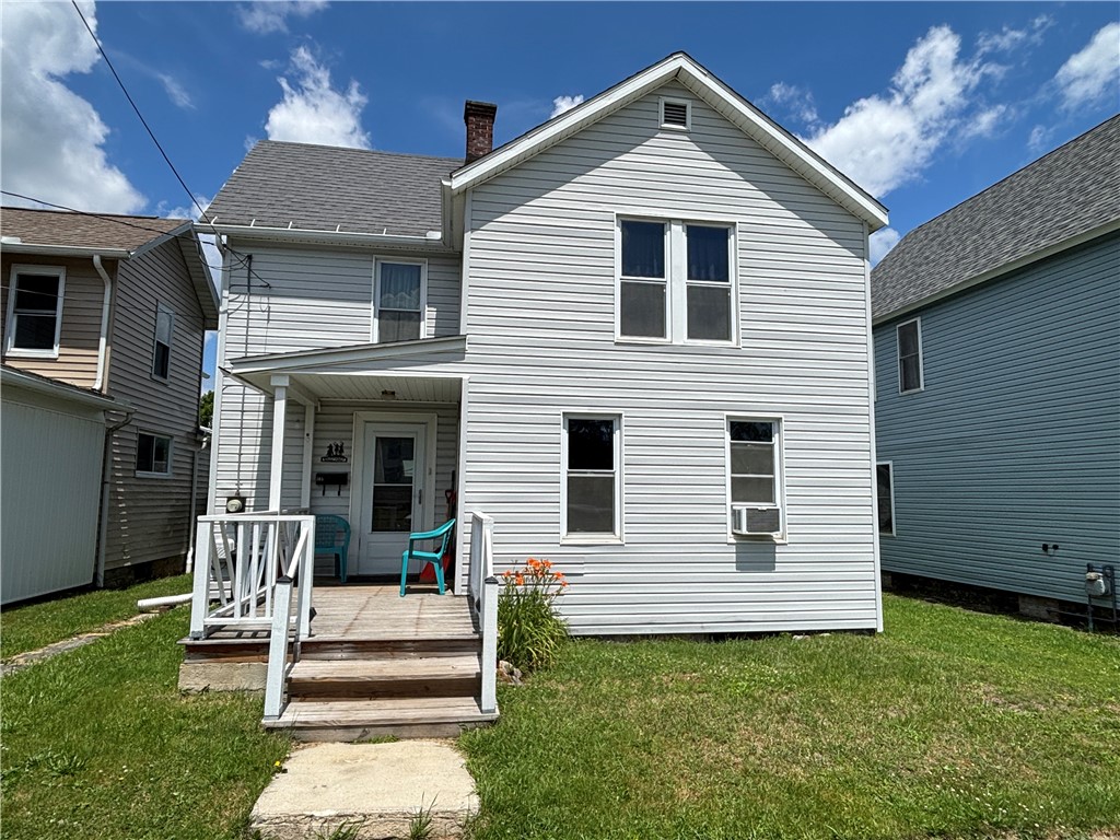 305 Janeway Street Kane, PA 16735 - Photo 1 of 36