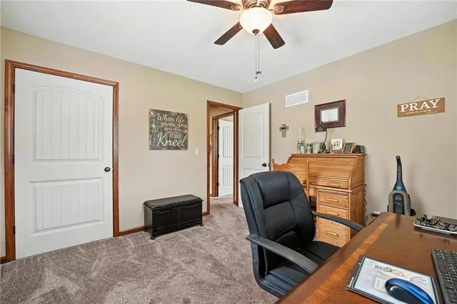 $299,500 | 1104 Frontier Street, Excelsior Springs, MO 64024