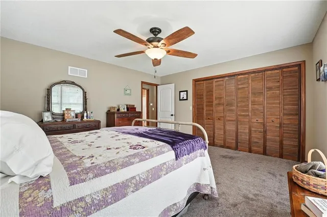 $299,500 | 1104 Frontier Street, Excelsior Springs, MO 64024