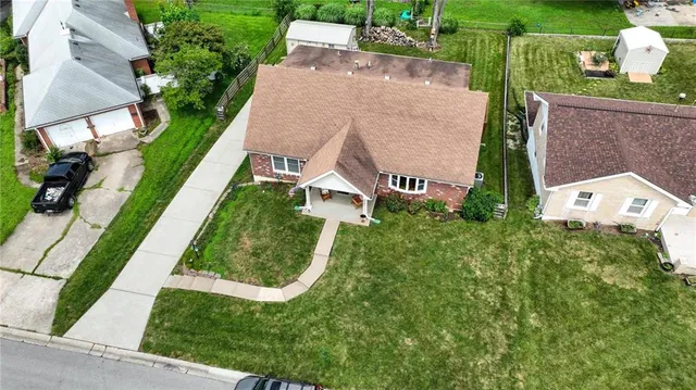 $299,500 | 1104 Frontier Street, Excelsior Springs, MO 64024