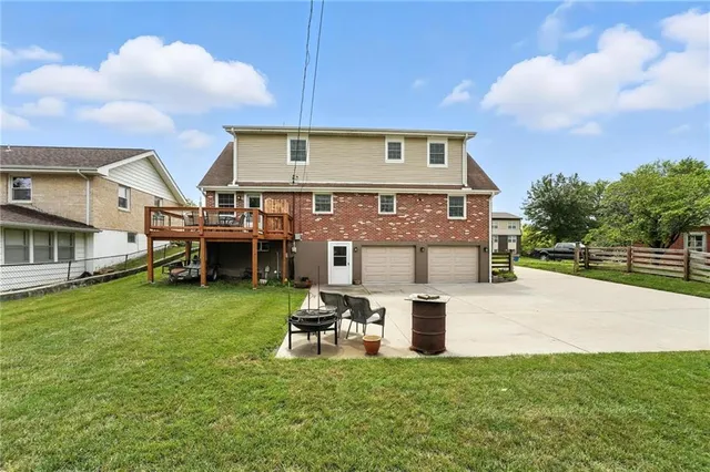 $299,500 | 1104 Frontier Street, Excelsior Springs, MO 64024