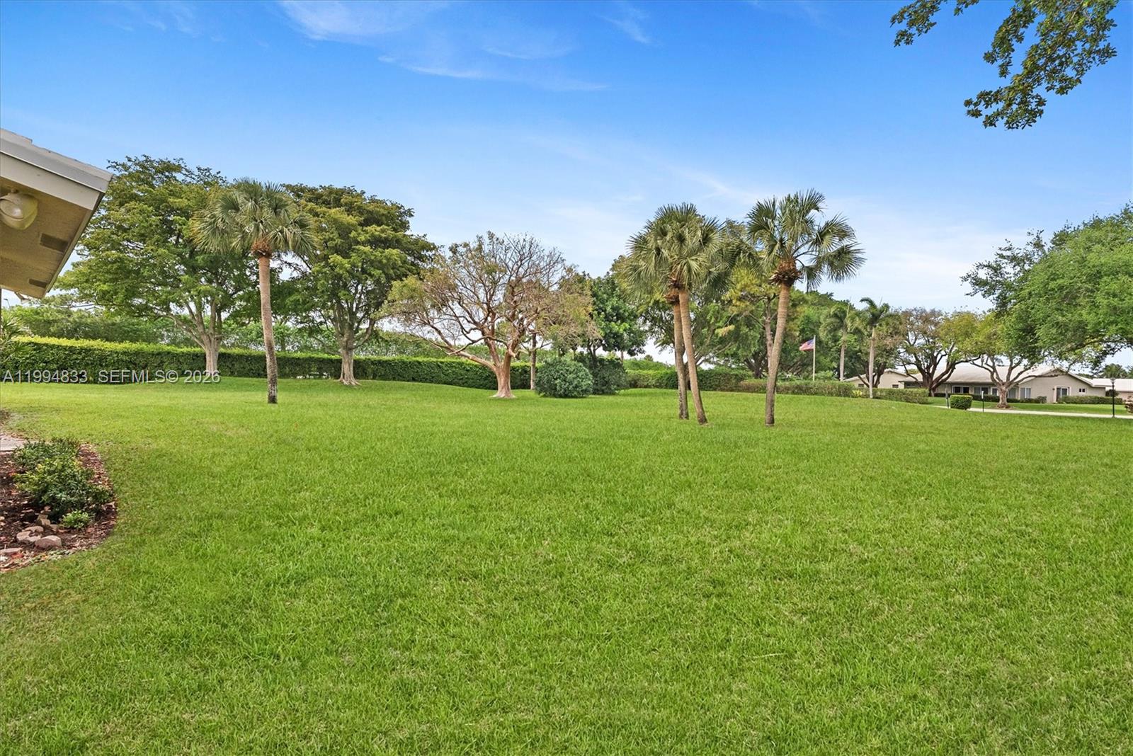 5669 Pinecrest Circle Boca Raton, FL 33433 - Photo 25 of 34