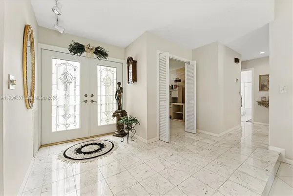 $609,000 | 5669 Pinecrest Circle, Boca Raton, FL 33433