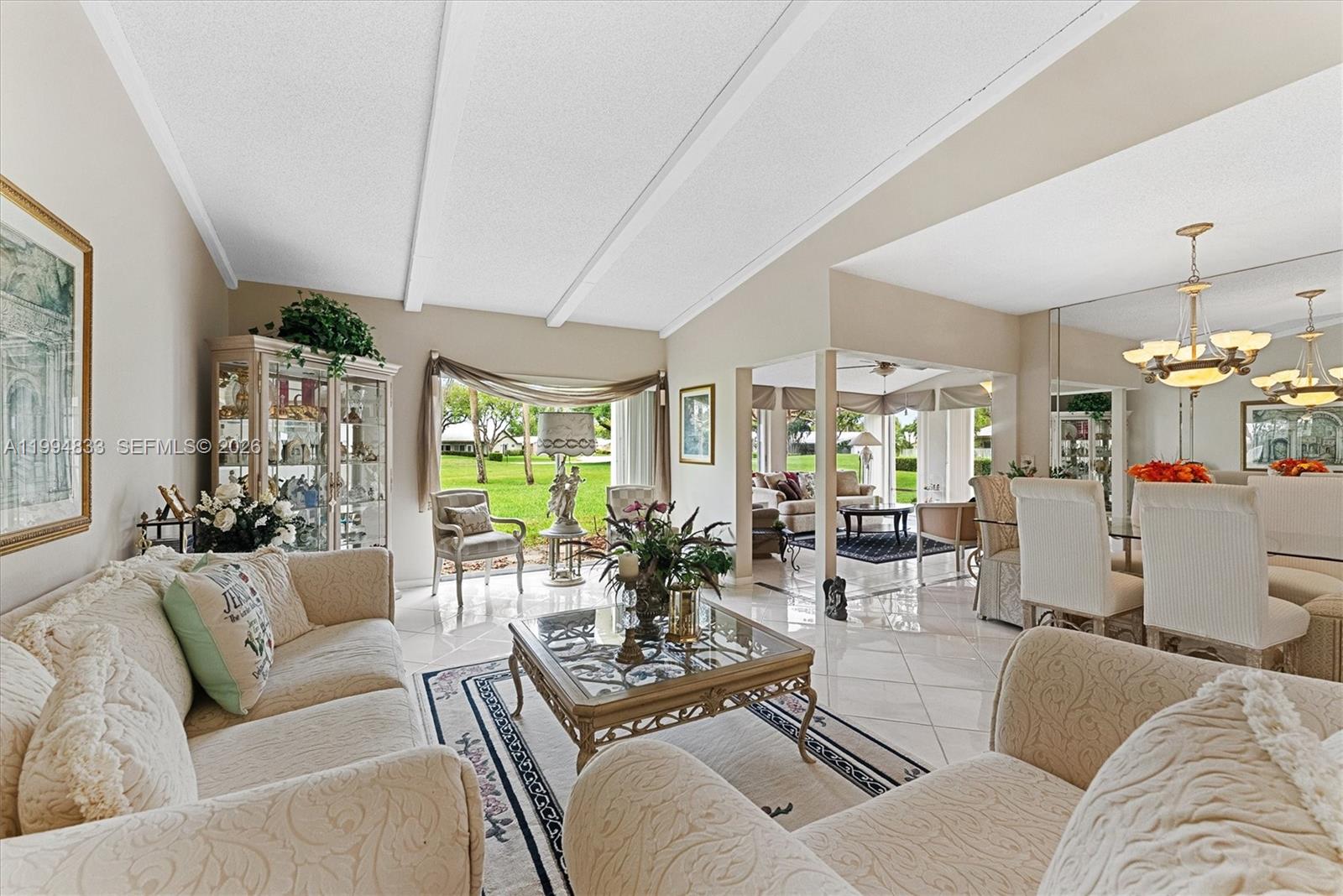 5669 Pinecrest Circle Boca Raton, FL 33433 - Photo 4 of 34