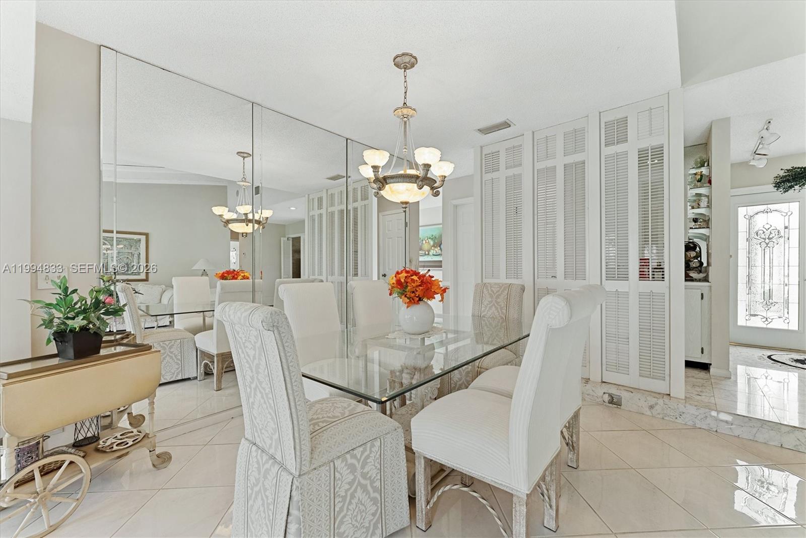 5669 Pinecrest Circle Boca Raton, FL 33433 - Photo 7 of 34