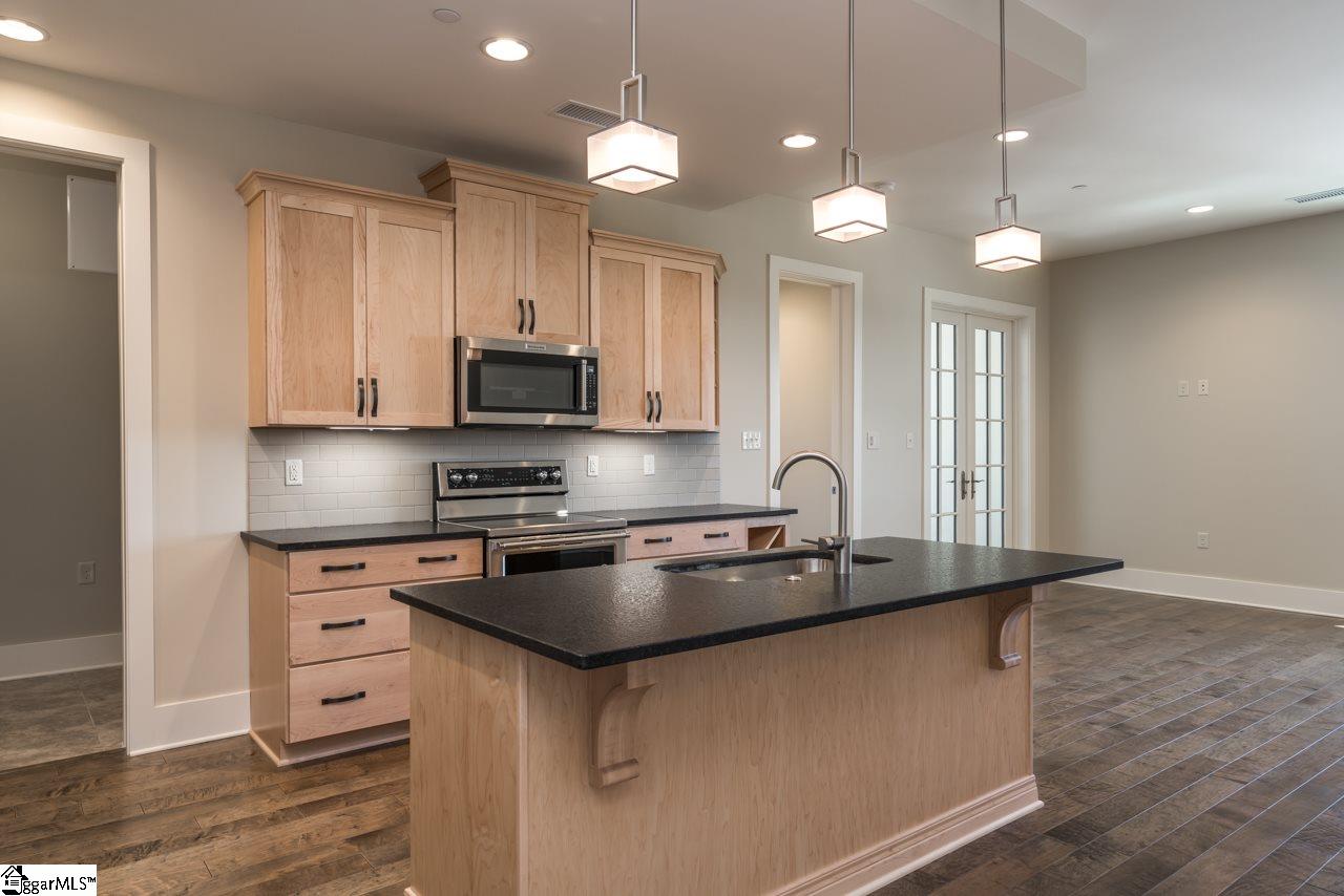 121 Rhett Street, Unit 505 Greenville, SC 29601 - Photo 5 of 14 Gallery Image 5