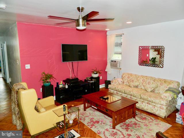 5701 Virginian Road Philadelphia, PA 19141 - Photo 5 of 23 Gallery Image 5