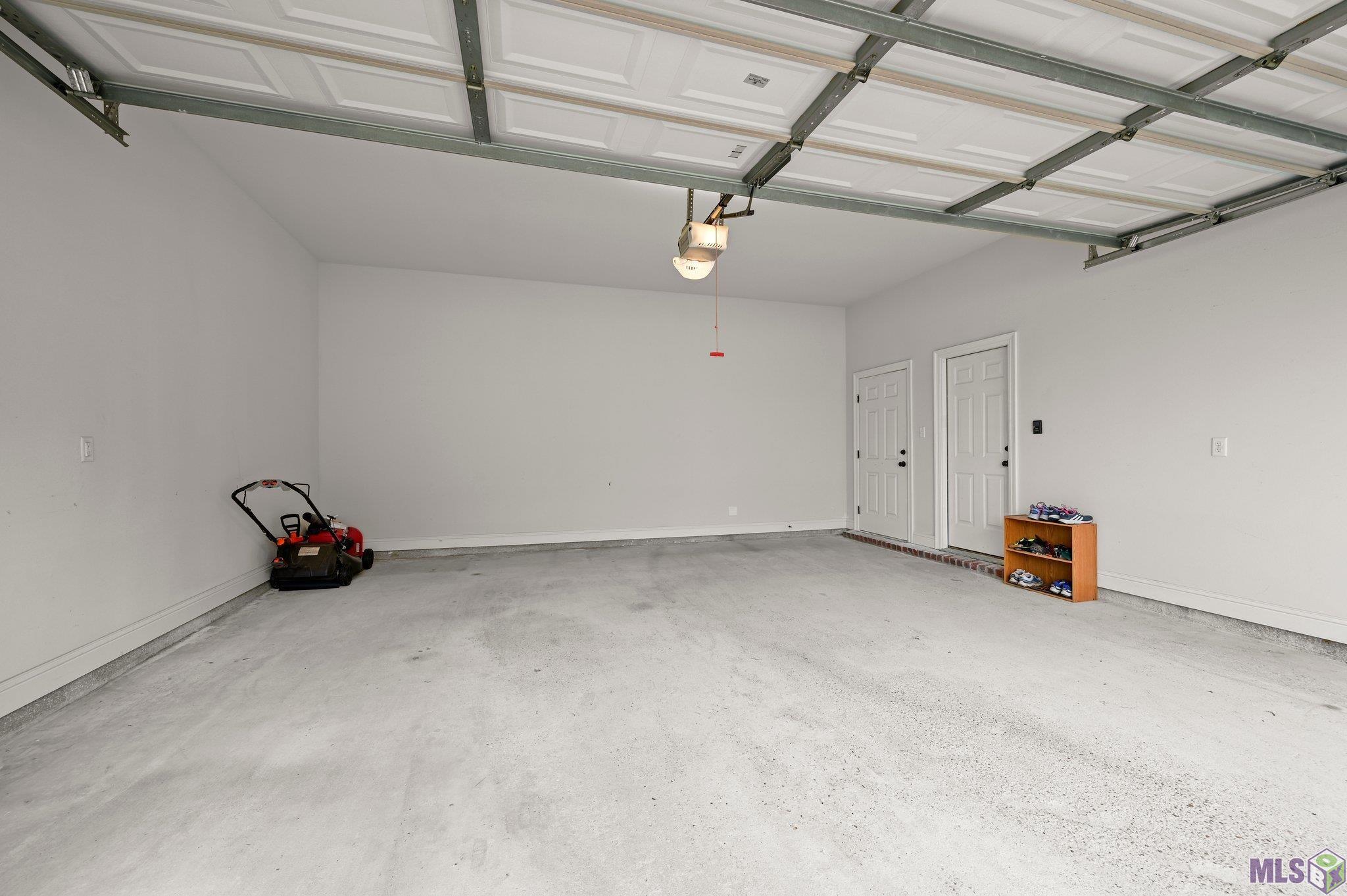 8251 Valencia Court Baton Rouge, LA 70820 - Photo 20 of 28