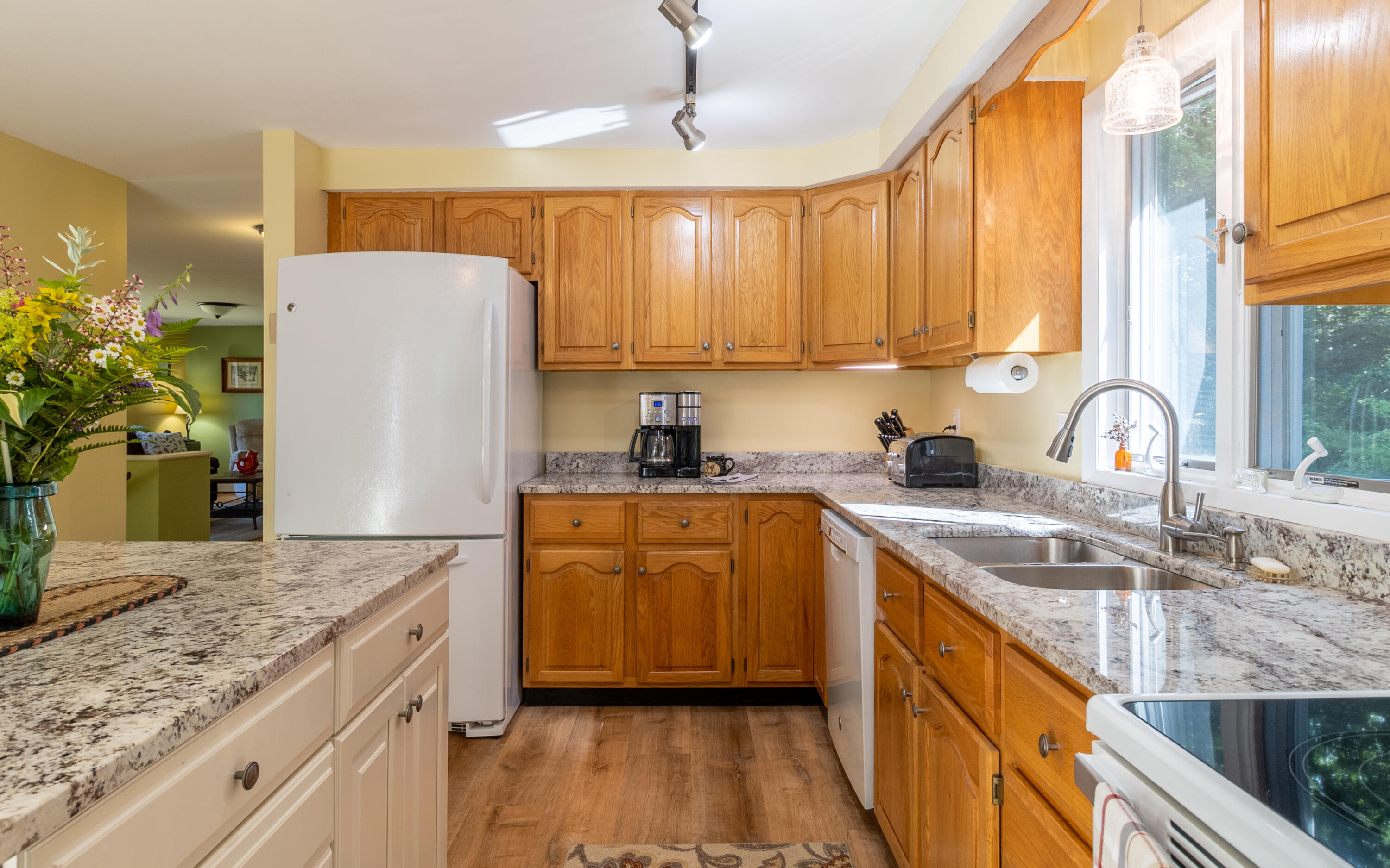 26 Davis Avenue Windham, ME 04062 - Photo 7 of 32 07-08-22 26 Davis-6