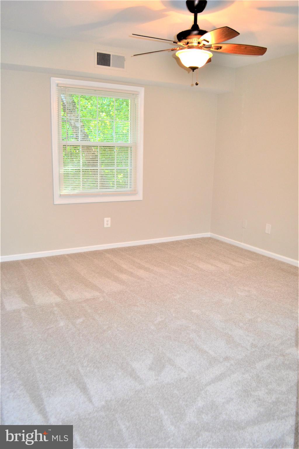 5905 Noblestown Road, Unit 56 Springfield, VA 22152 - Photo 11 of 32 Primary Bedroom