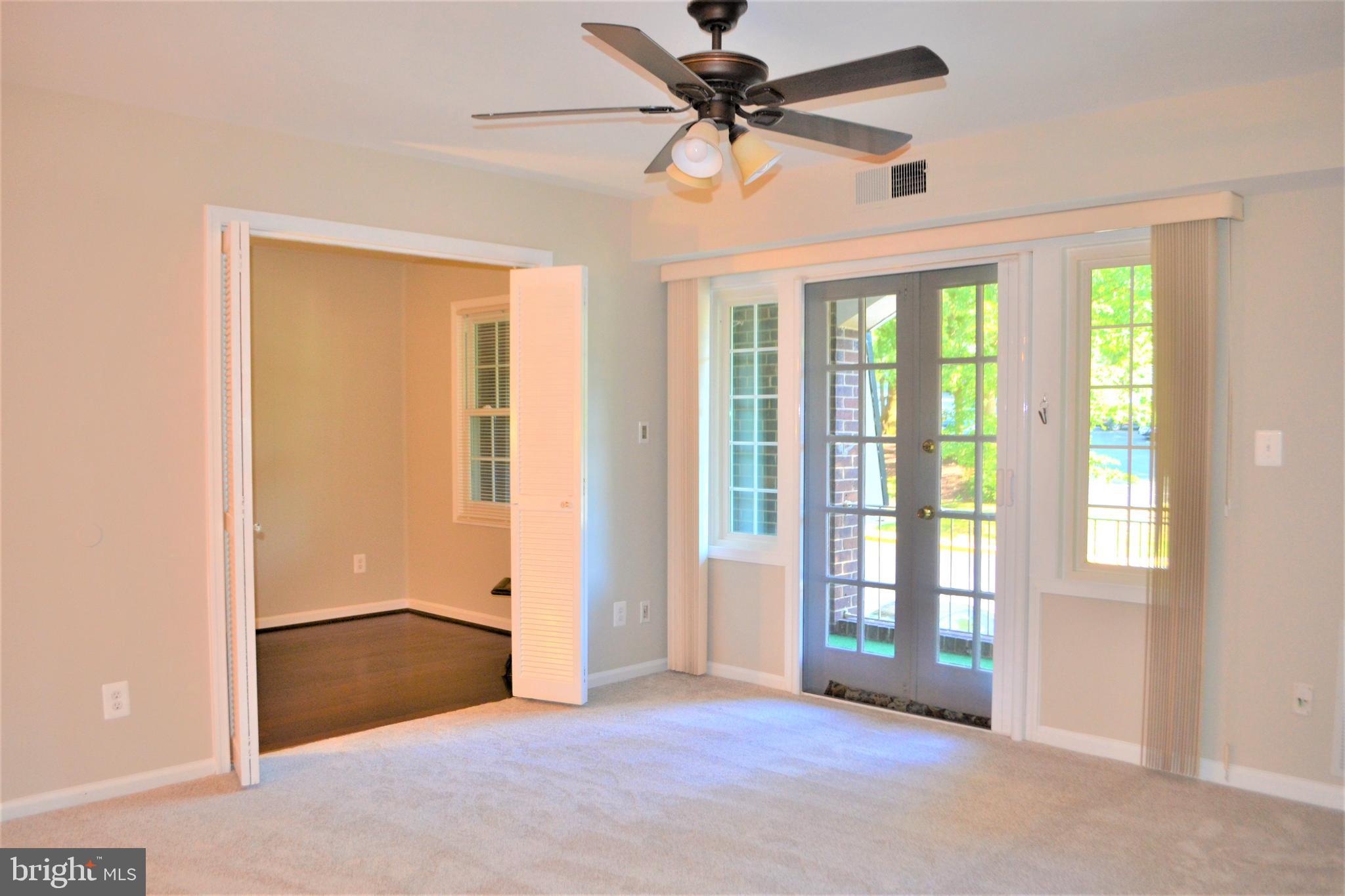 5905 Noblestown Road, Unit 56 Springfield, VA 22152 - Photo 3 of 32 Living Room / Office / Balcony