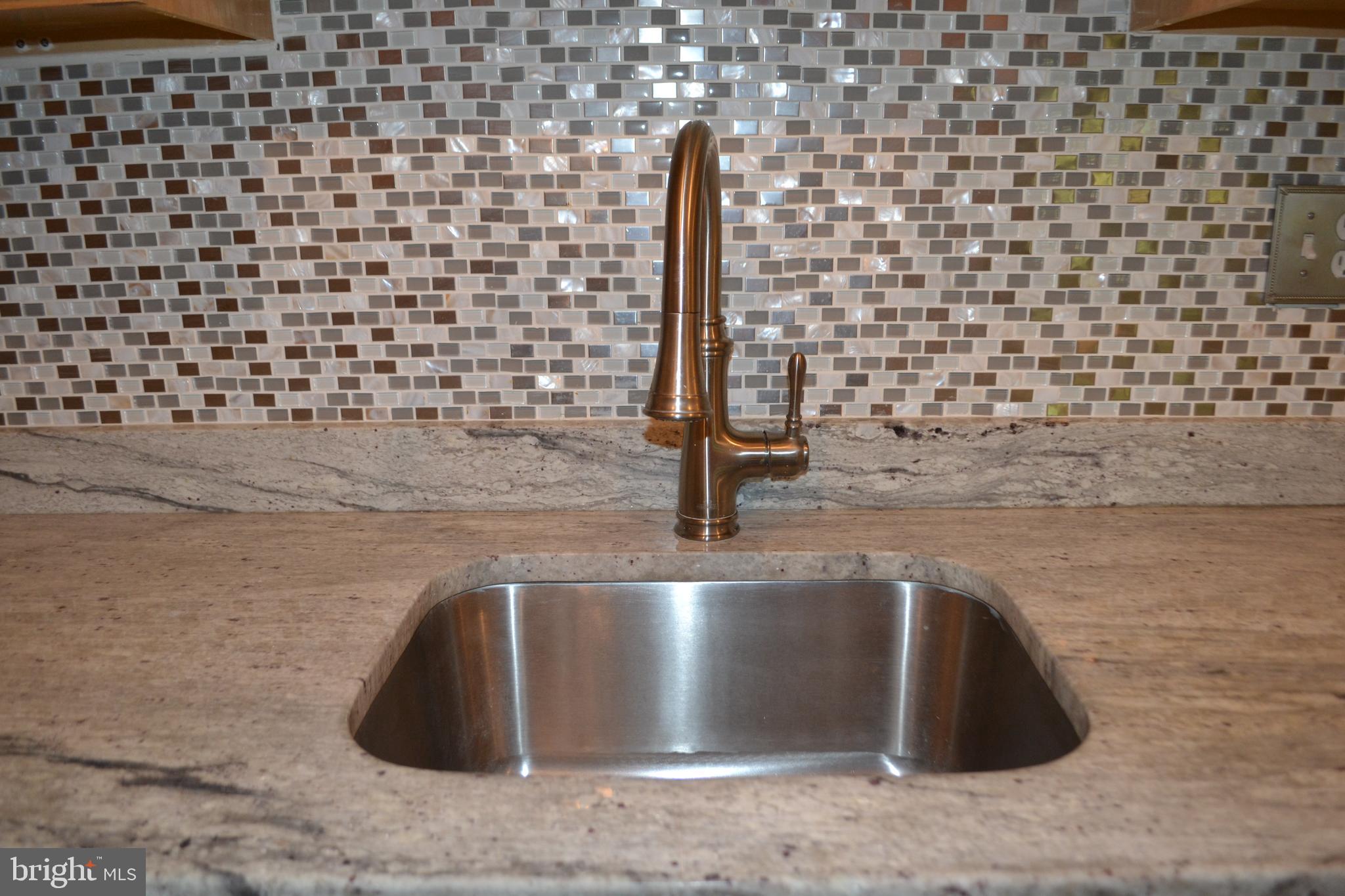 5905 Noblestown Road, Unit 56 Springfield, VA 22152 - Photo 8 of 32 Kitchen