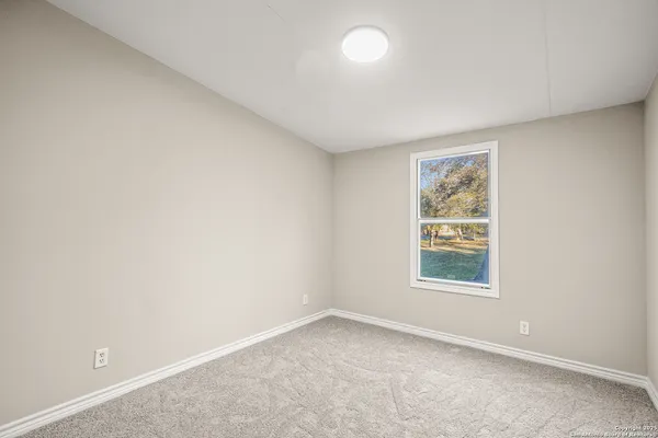 $215,000 | 5246 Savannah Way, Von Ormy, TX 78073