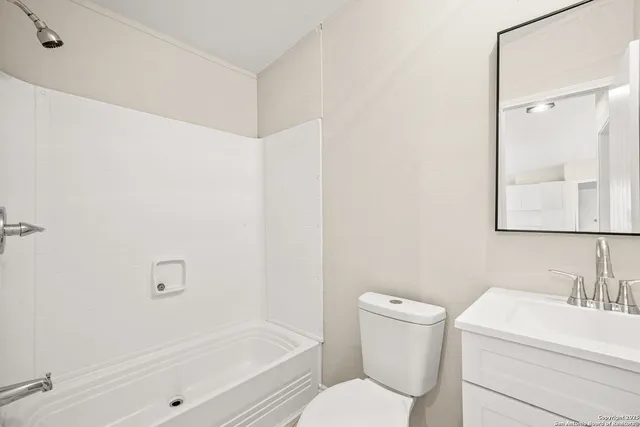 $234,900 | 5246 Savannah Way, Von Ormy, TX 78073