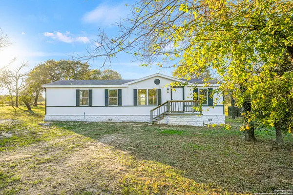$215,000 | 5246 Savannah Way, Von Ormy, TX 78073