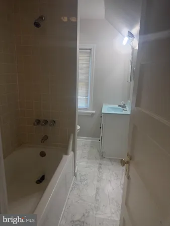 $1,300 | 48 North Sproul Road, Unit 3, Broomall, PA 19008