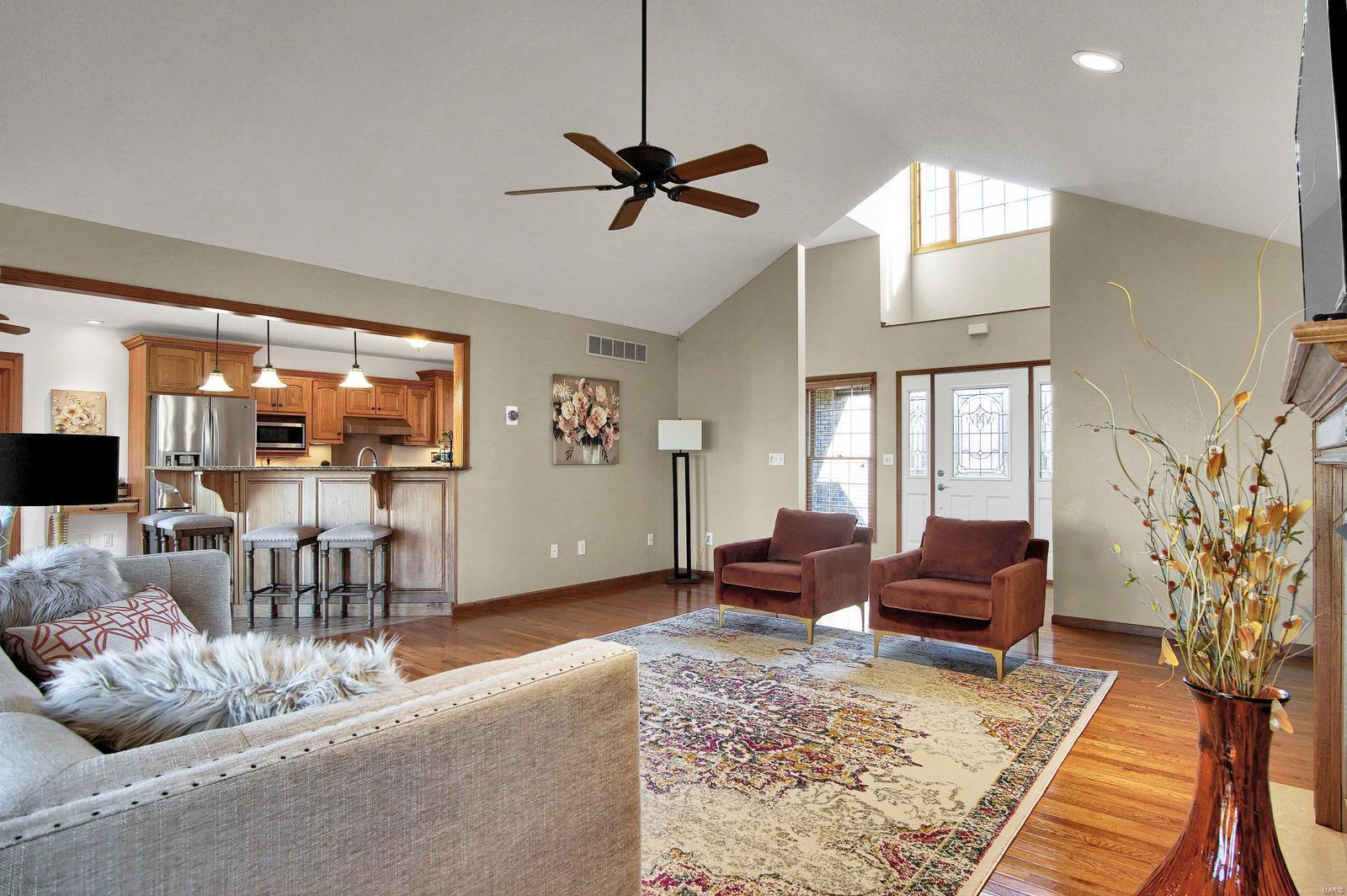 5985 Staunton Road Edwardsville, IL 62025 - Photo 14 of 56