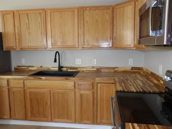 $285,000 | 435 Carman Avenue, New Johnsonville, TN 37134