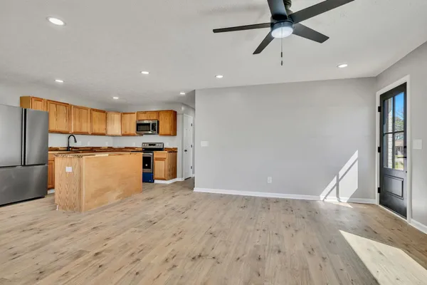 $285,000 | 435 Carman Avenue, New Johnsonville, TN 37134