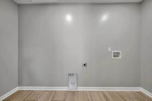 $285,000 | 435 Carman Avenue, New Johnsonville, TN 37134