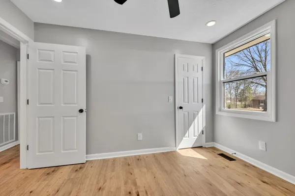 $285,000 | 435 Carman Avenue, New Johnsonville, TN 37134