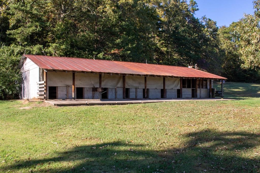 3520 Blue Springs Road Sweetwater, TN 37874 - Photo 49 of 49 a front view of a house with swimming pool having outdoor seating