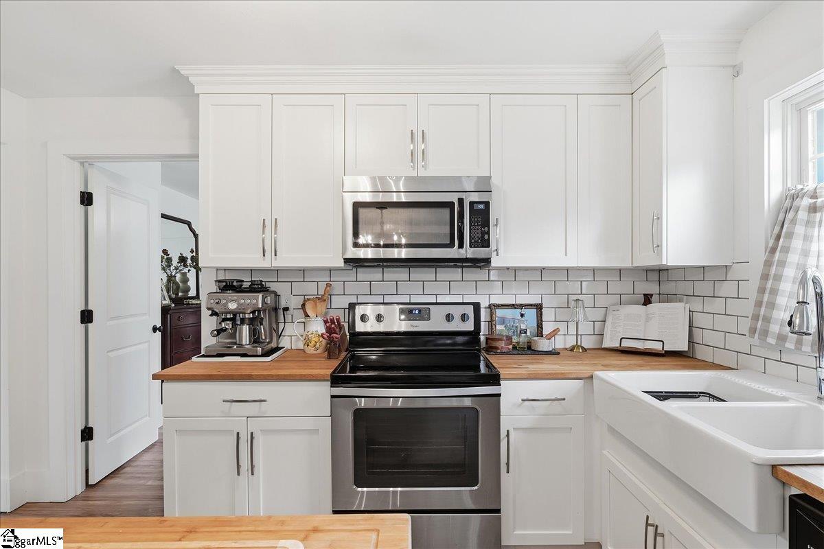 902 East Lee Road Taylors, SC 29687 - Photo 8 of 45 Gallery Image 8