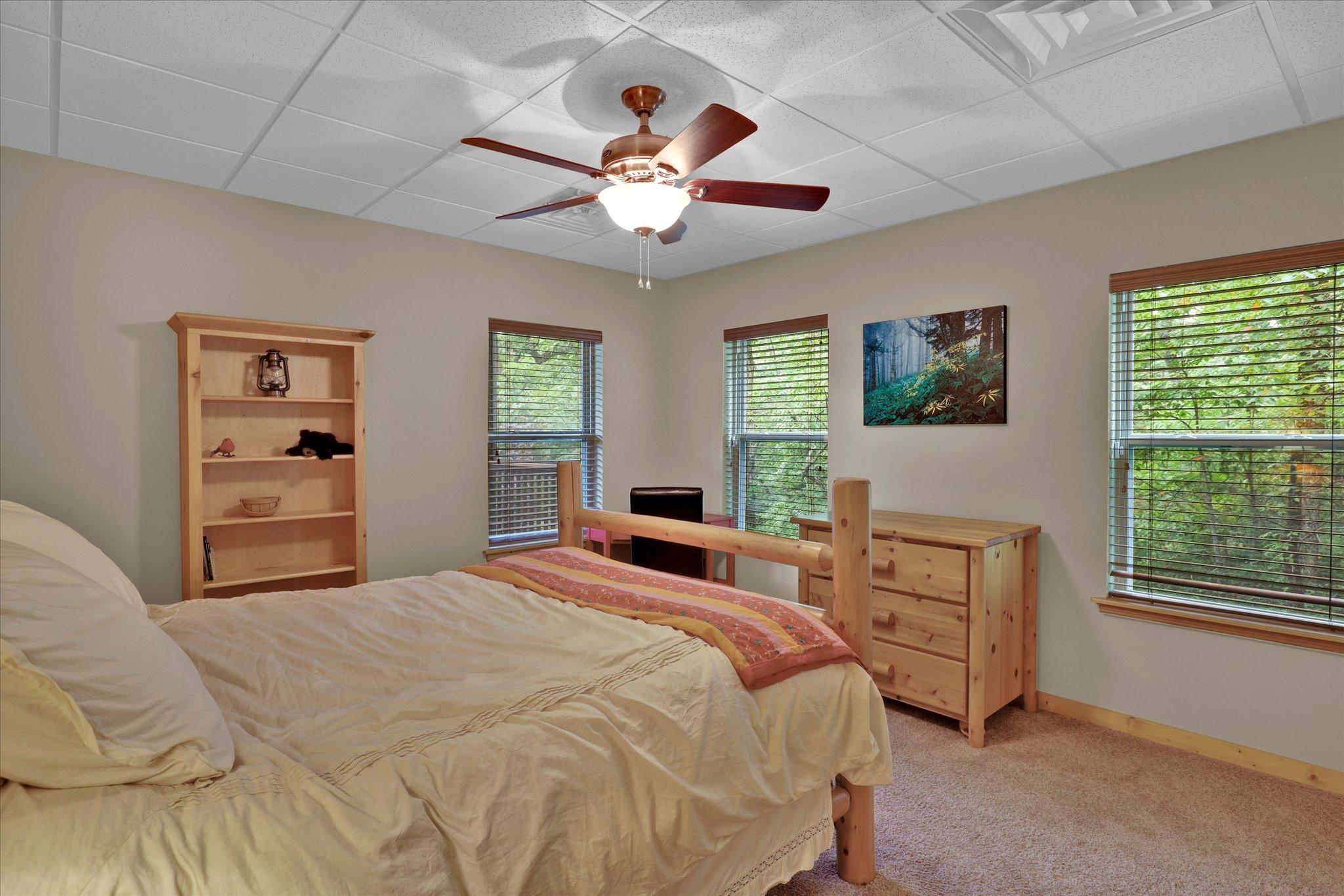 1035 Shadow Ridge Drive Sevierville, TN 37862 - Photo 25 of 33 25-IMG_0749