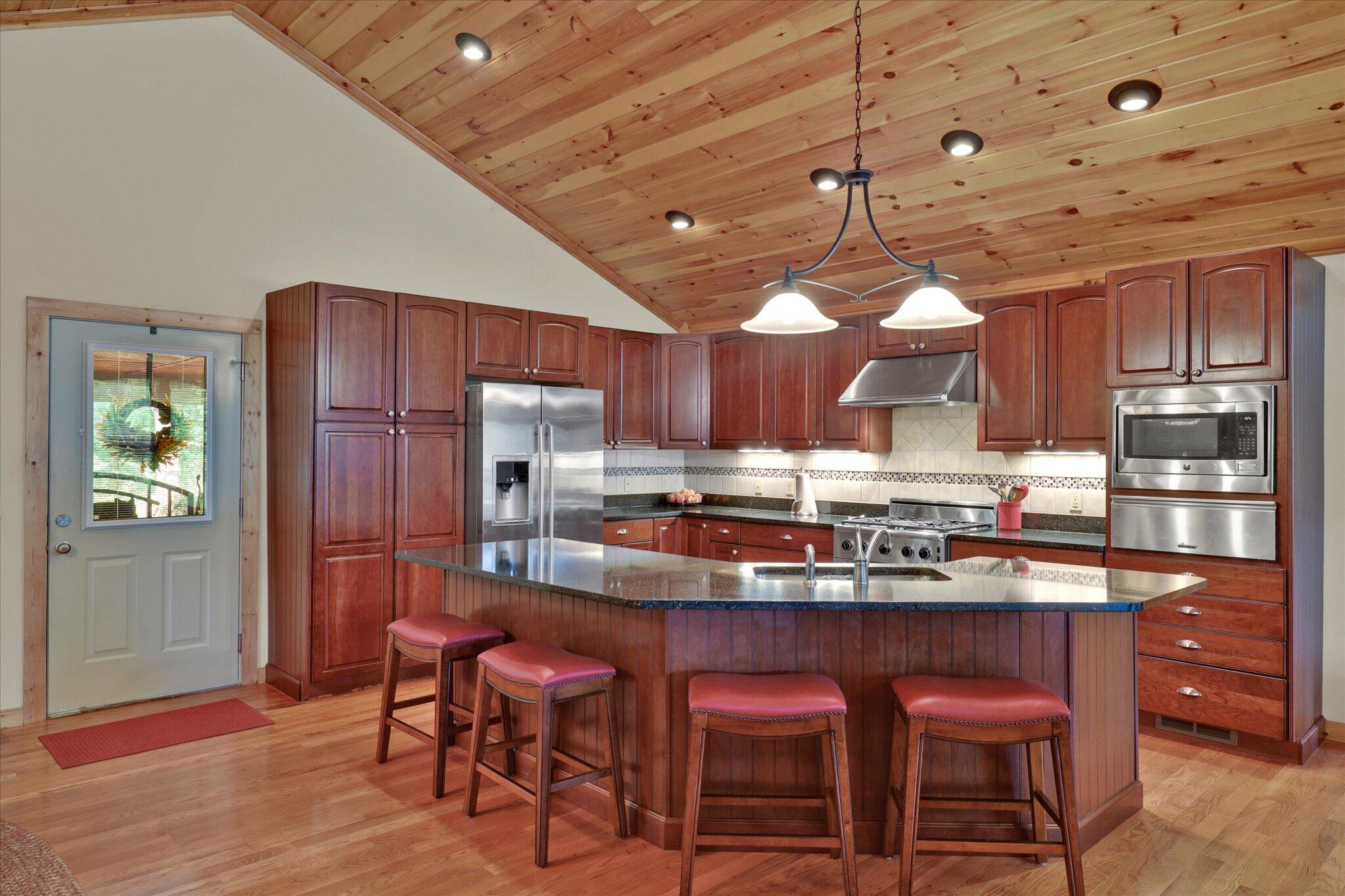 1035 Shadow Ridge Drive Sevierville, TN 37862 - Photo 5 of 33 05-IMG_0639