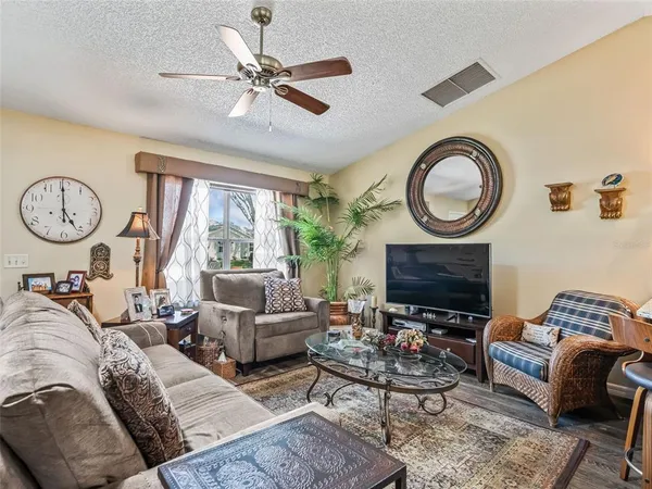 $309,000 | 9200 Southeast 179th Wesley Street, The Villages, FL 32162