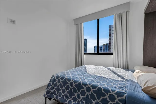 $4,300 | 999 Southwest 1st Avenue, Unit 1505, Miami, FL 33130