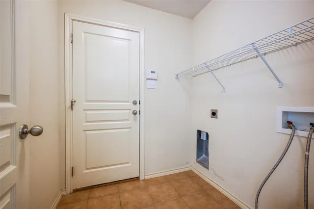 $379,500 | 9704 Havenway Drive, Denton, TX 76226