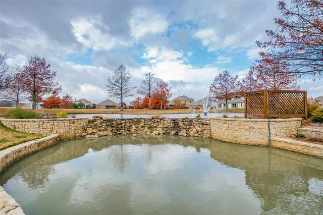 $379,500 | 9704 Havenway Drive, Denton, TX 76226