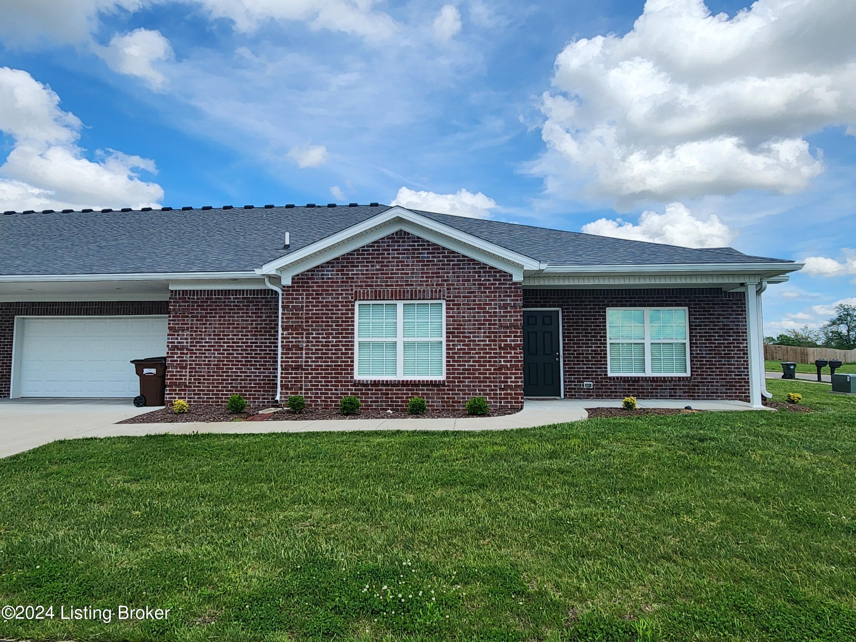 32 Hunters Ridge Drive Eminence, KY 40019 - Photo 2 of 23 20240505_151837