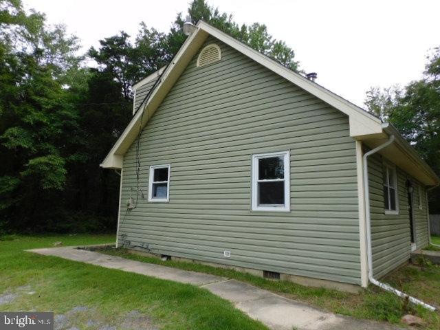 232 Cherry Road Millville, NJ 08332 - Photo 5 of 17 Side