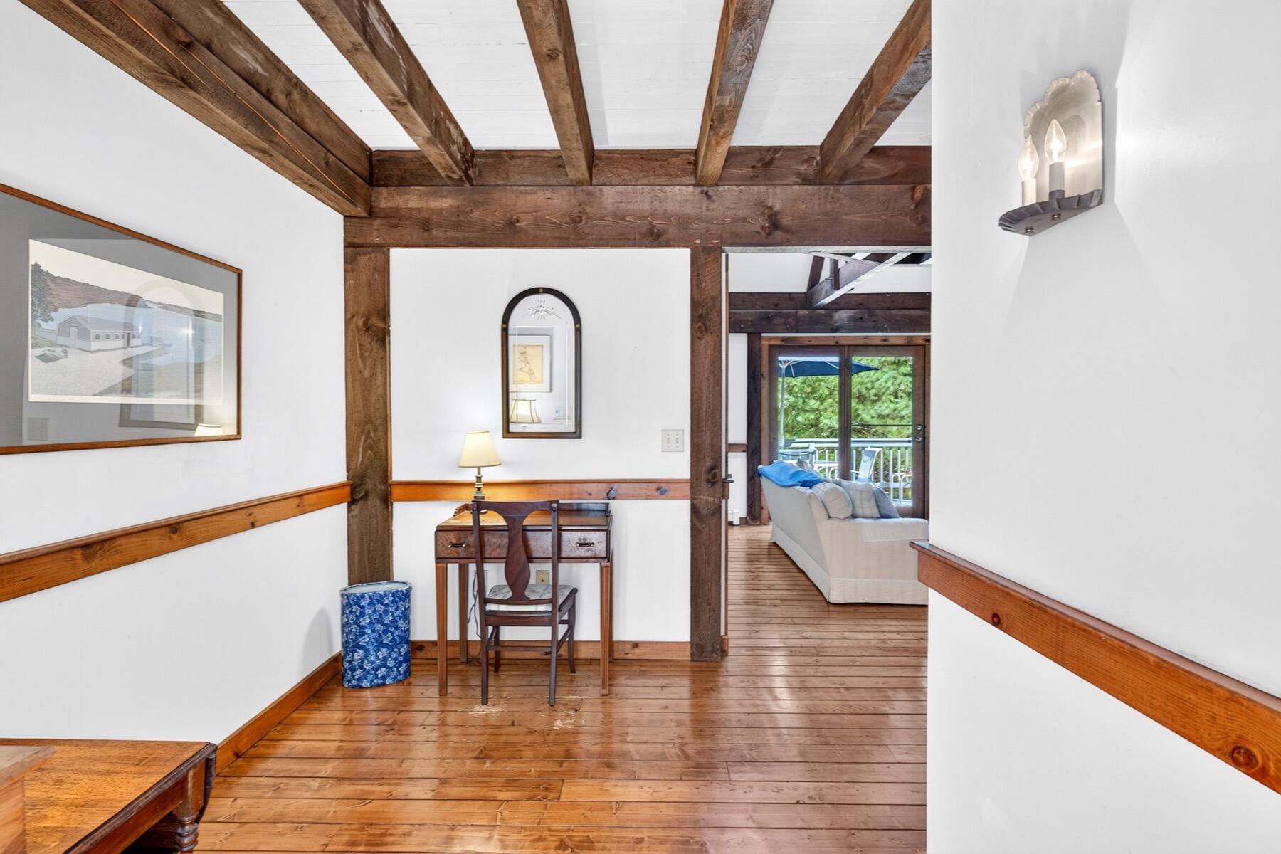 110 Waquoit Road Cotuit, MA 02635 - Photo 17 of 81 _LAC5519