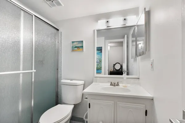 $2,600 | 20 Abbey Lane, Unit 102, Delray Beach, FL 33446