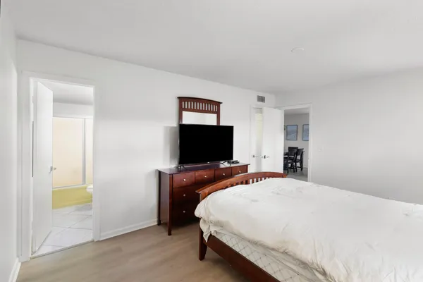 $2,600 | 20 Abbey Lane, Unit 102, Delray Beach, FL 33446