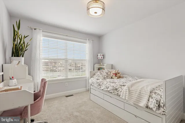 $3,300 | 3229 Meadow View Circle, Unit 157, Furlong, PA 18925