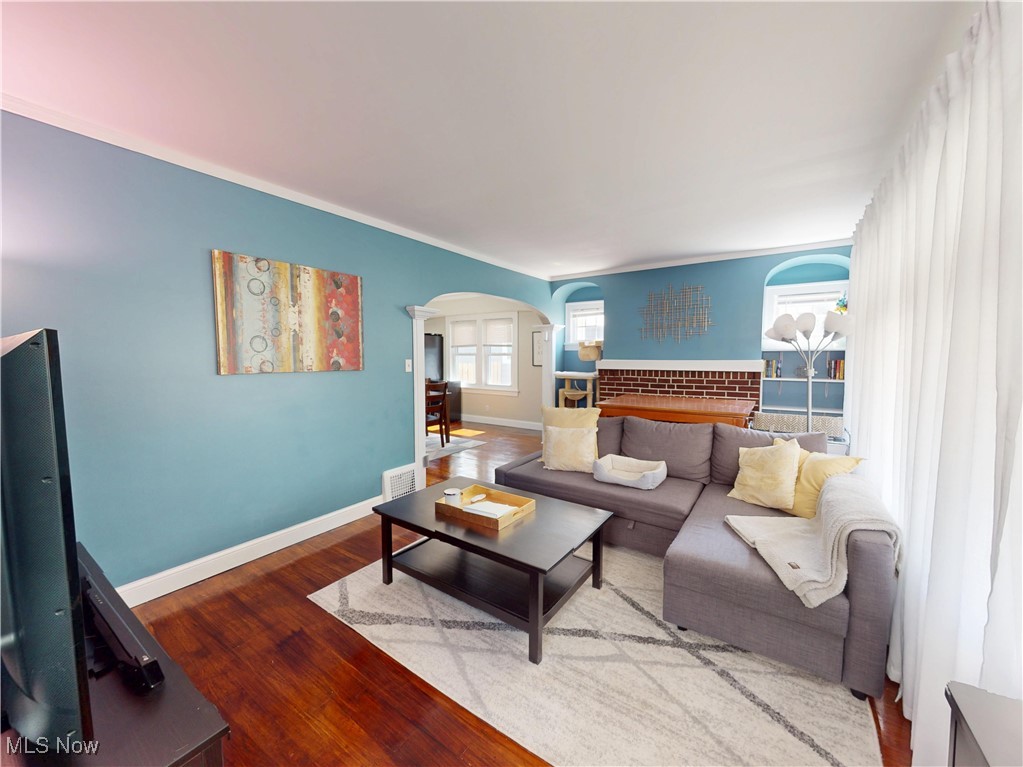 3585 Warren Road Cleveland, OH 44111 - Photo 3 of 45 Gallery Image 3