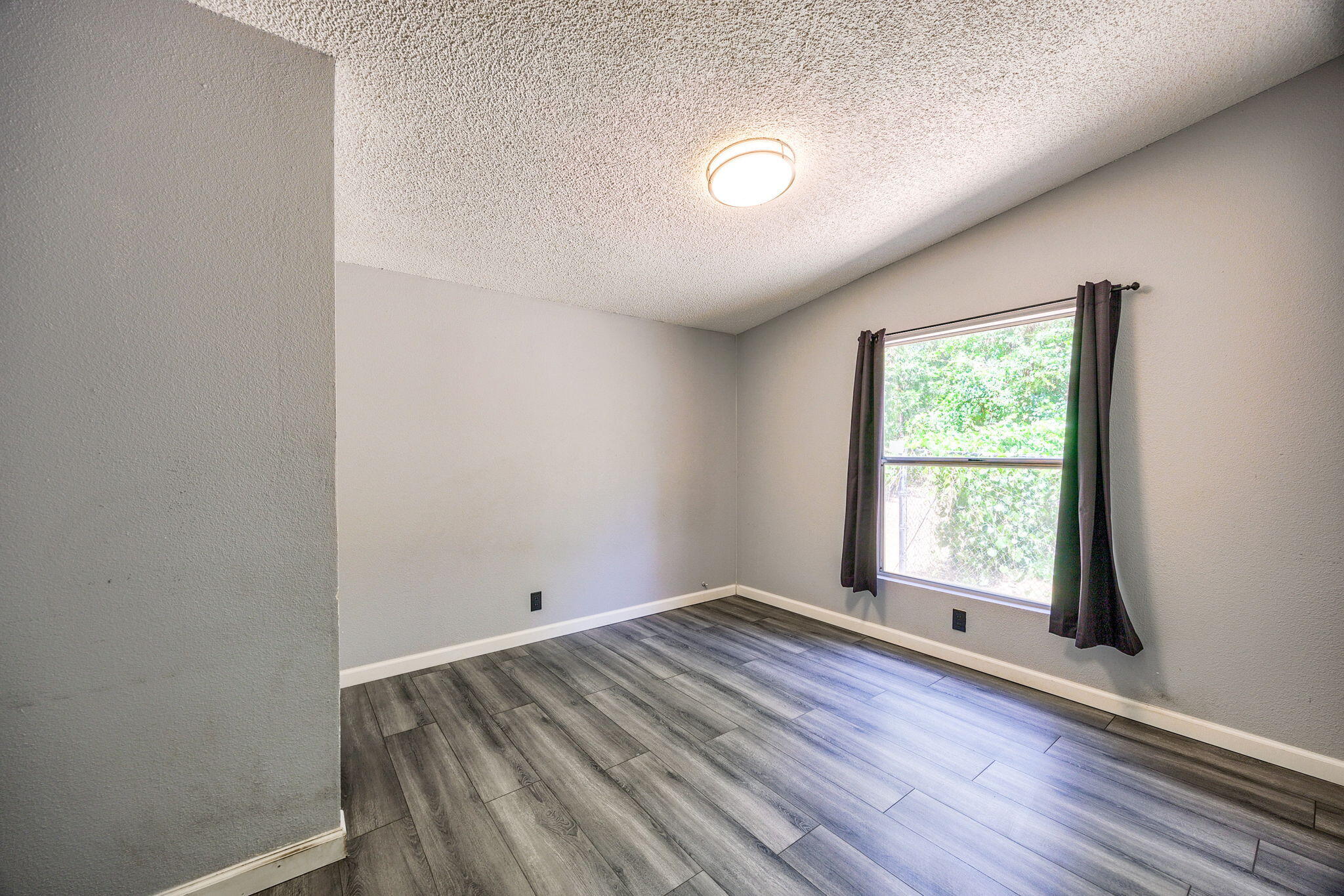 1060 Walker Road Grants Pass, OR 97527 - Photo 25 of 50 ApxWR (50)