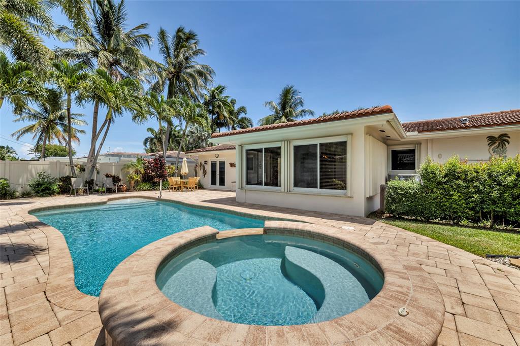 2141 Northeast 52nd St  