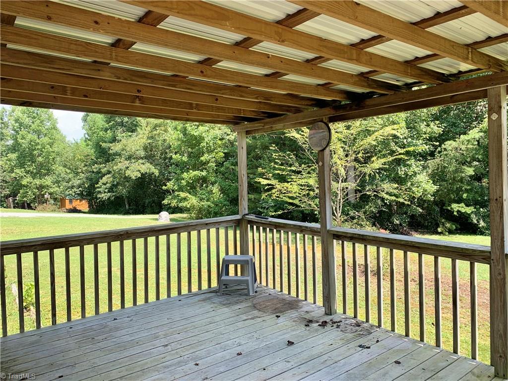 742 Armstrong Road Jonesville, NC 28642 - Photo 2 of 22 Gallery Image 2