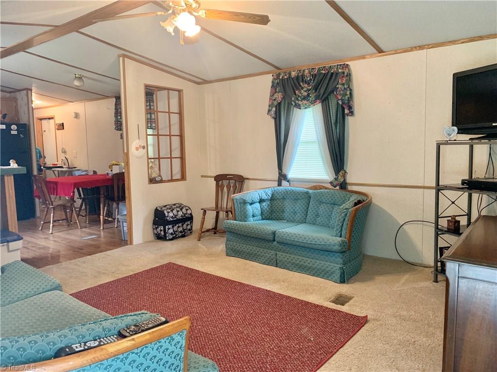 742 Armstrong Road Jonesville, NC 28642 - Photo 7 of 22 Gallery Image 7