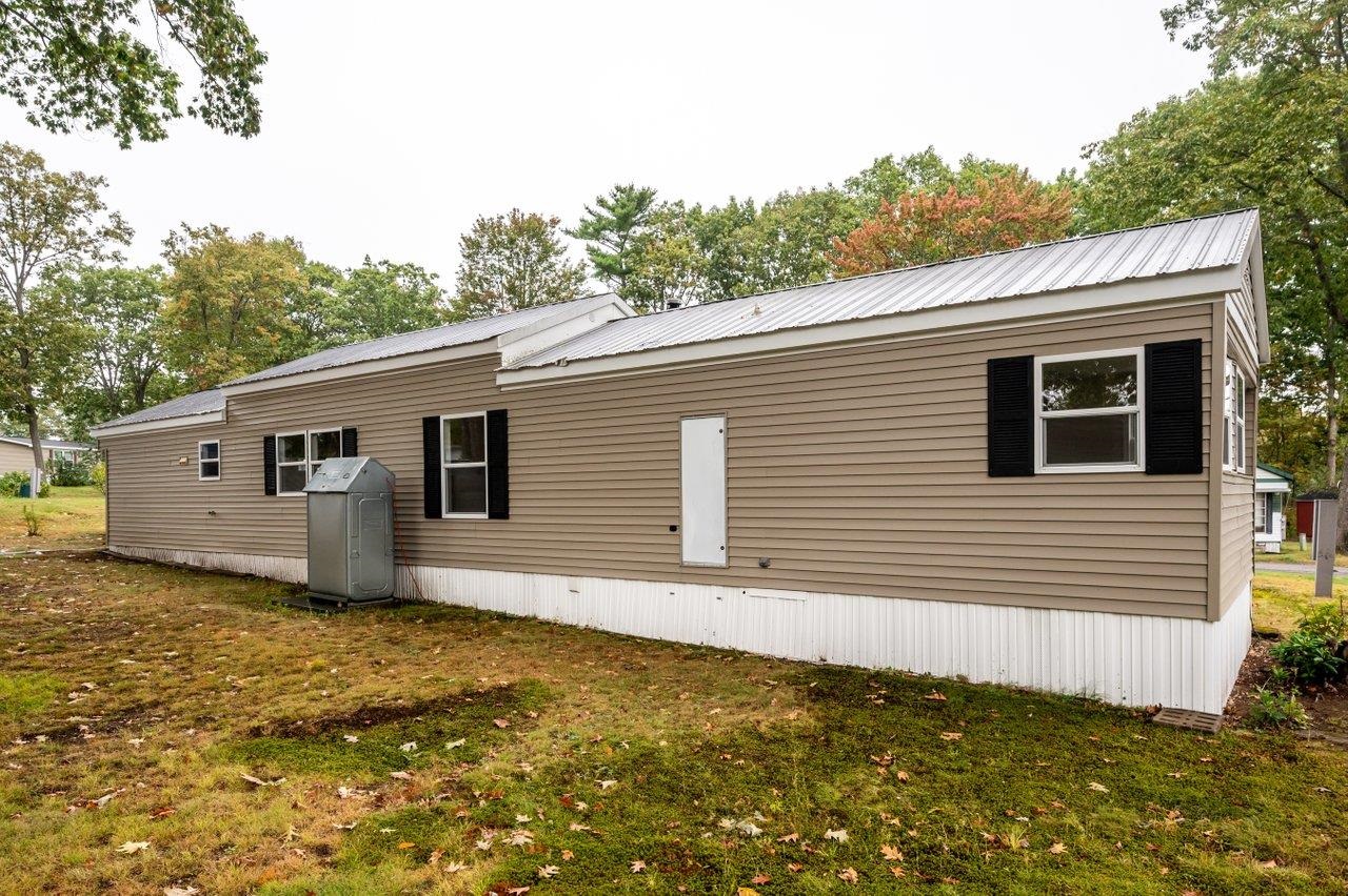4 South Dewberry Rochester, NH 03867 - Photo 15 of 16