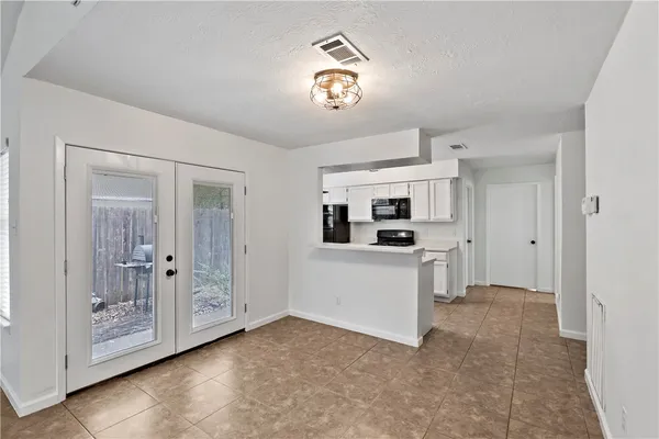 $2,300 | 2208 Lobo Drive, Bryan, TX 77807