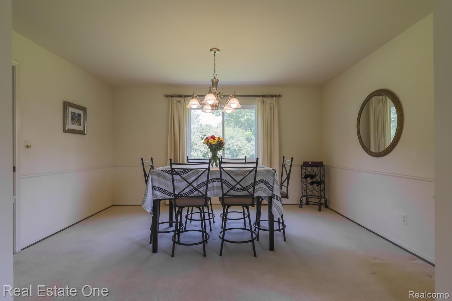 1059 Alter Road Bloomfield Hills, MI 48304 - Photo 12 of 43 1059 Alter Rd Bloomfield Hills-large-012-010-untitled 12 of 42-1500x1000-72dpi.jpg