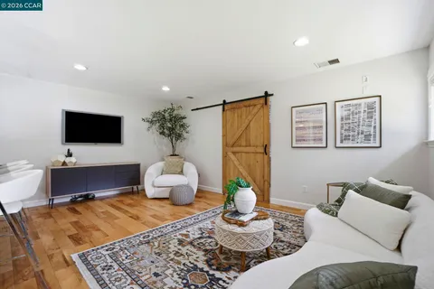 $999,000 | 1812 Donna Drive, Pleasant Hill, CA 94523