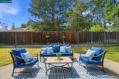 $999,000 | 1812 Donna Drive, Pleasant Hill, CA 94523
